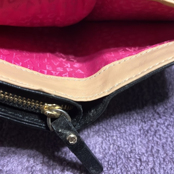 Kate Spade ♠️ Wallet - Picture 4 of 5